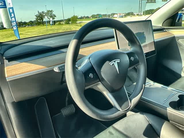 Thumbnail: 2023 Tesla Model Y - 15