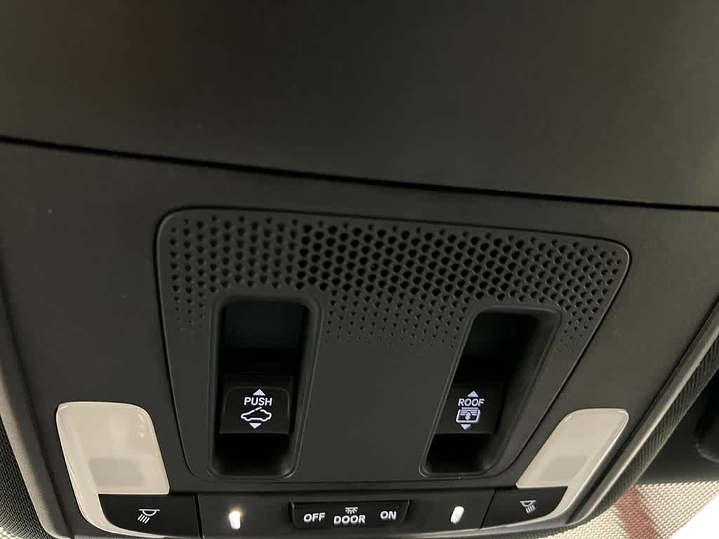 Thumbnail: 2025 Honda Pilot - 25