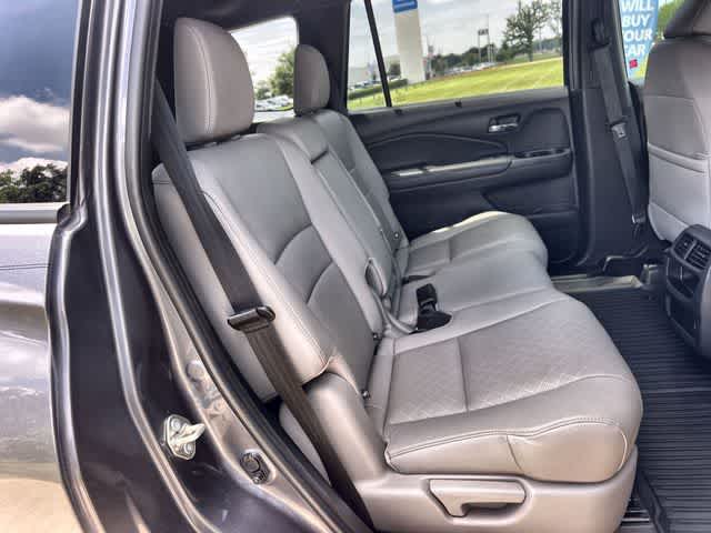 Thumbnail: 2020 Honda Passport - 14