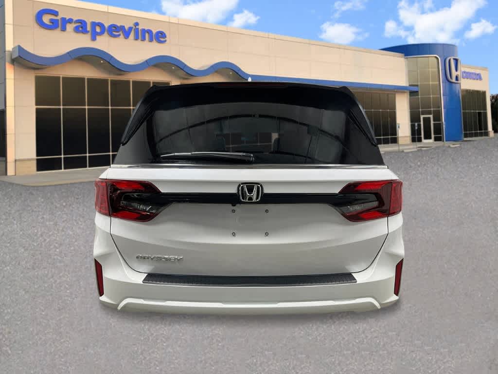 Thumbnail: 2026 Honda Odyssey - 4