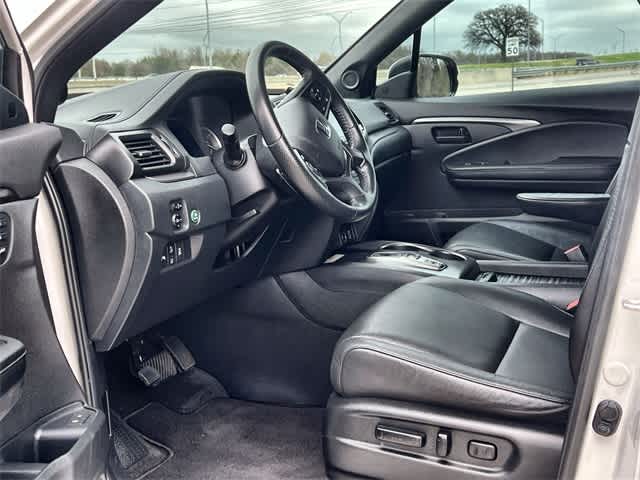 Thumbnail: 2023 Honda Passport - 3