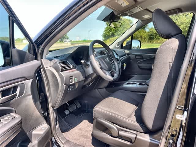 2025 Honda Ridgeline Sport photo 3