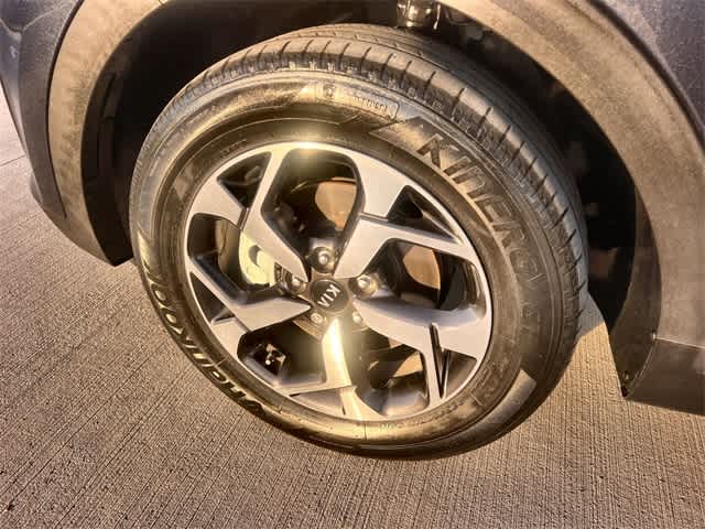 Thumbnail: 2022 Kia Sportage - 9