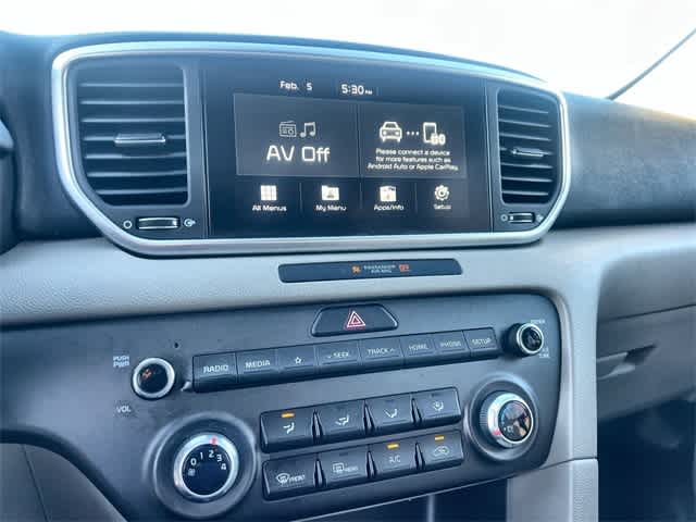 Thumbnail: 2022 Kia Sportage - 18