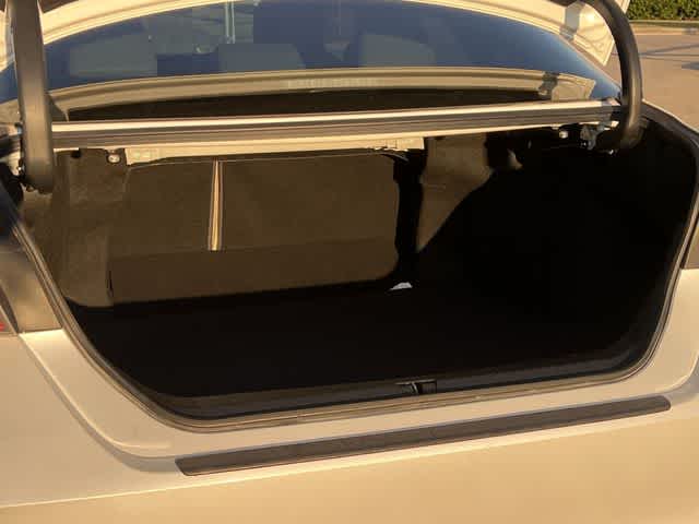 Thumbnail: 2022 Toyota Avalon - 20