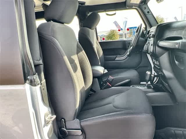 Thumbnail: 2017 Jeep Wrangler - 12