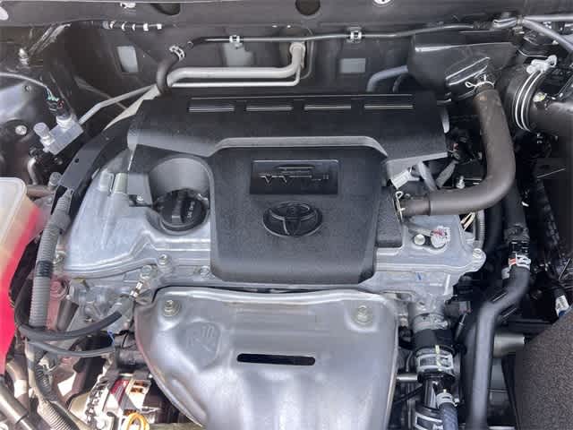 2018 Toyota RAV4 XLE 10