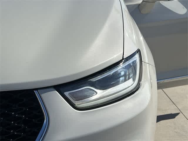 Thumbnail: 2021 Chrysler Pacifica - 24