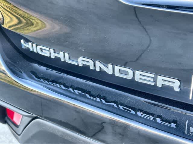 Thumbnail: 2024 Toyota Highlander - 8