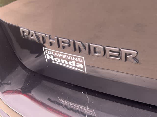 Thumbnail: 2019 Nissan Pathfinder - 8