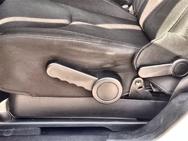 Thumbnail: 2017 Jeep Wrangler - 29