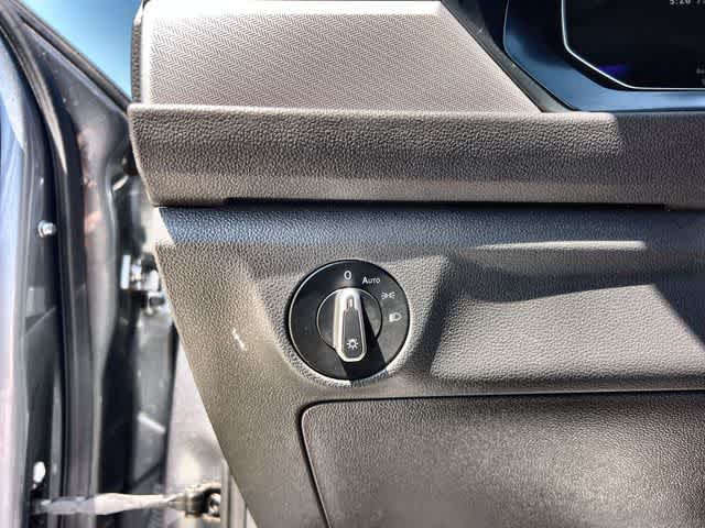 Thumbnail: 2024 Volkswagen Jetta - 28