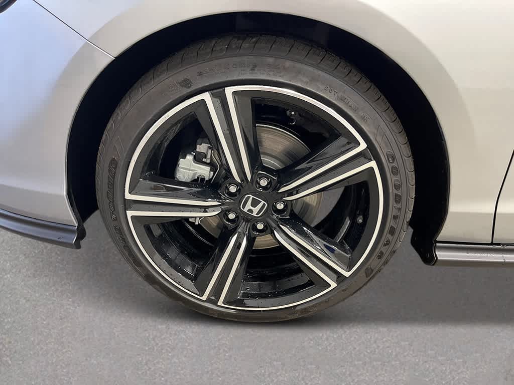 Thumbnail: 2025 Honda Accord - 11