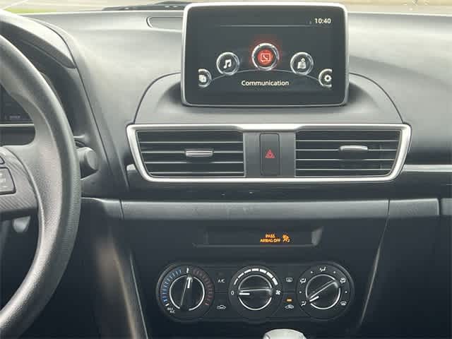 2016 Mazda Mazda3 i Sport 18