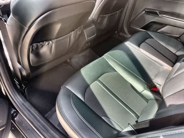 Thumbnail: 2022 Kia K5 - 32