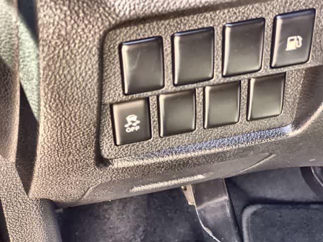 Thumbnail: 2013 Nissan Murano - 28