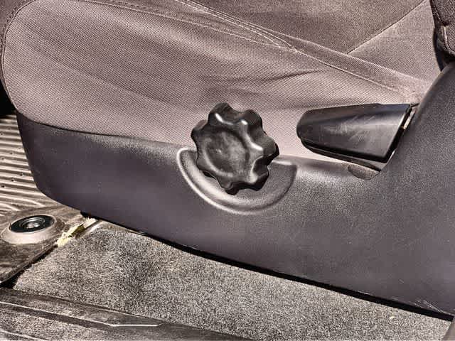 Thumbnail: 2019 Toyota Tacoma - 31