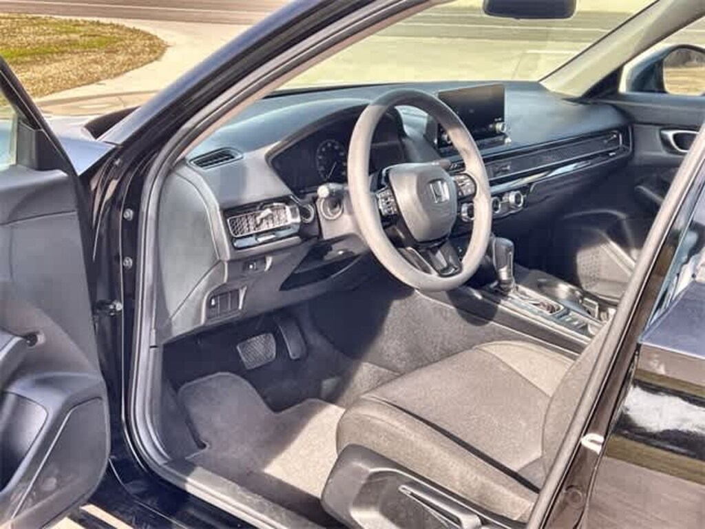 Used 2025 Honda Civic LX Sedan