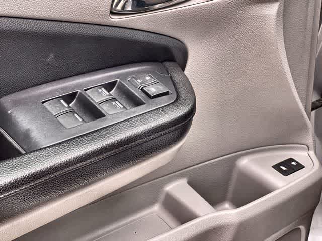 Thumbnail: 2018 Honda Pilot - 30
