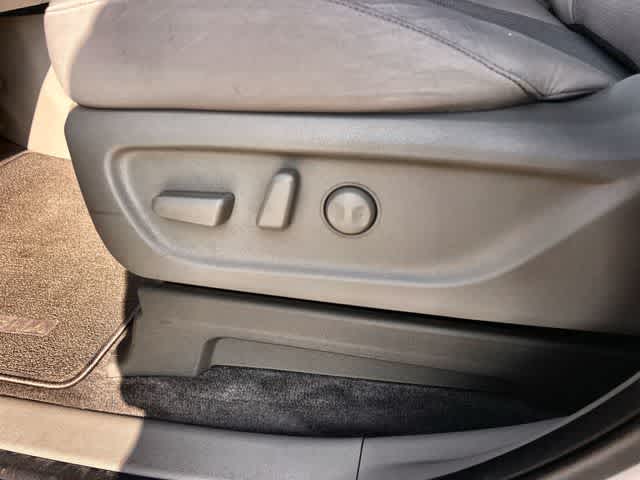 Thumbnail: 2020 Kia Sedona - 30