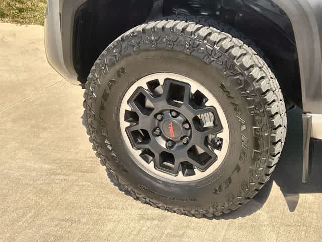 Thumbnail: 2024 Toyota Tacoma - 9