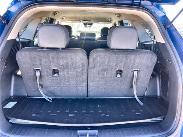 Thumbnail: 2023 Kia Sorento - 20