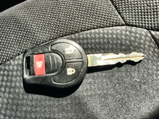 Thumbnail: 2015 Nissan Rogue - 21