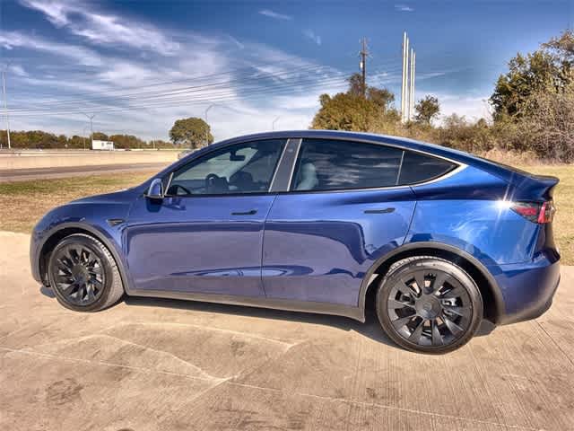 Thumbnail: 2022 Tesla Model Y - 4