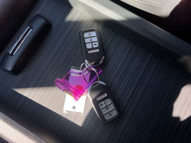 Thumbnail: 2022 Honda Pilot - 21