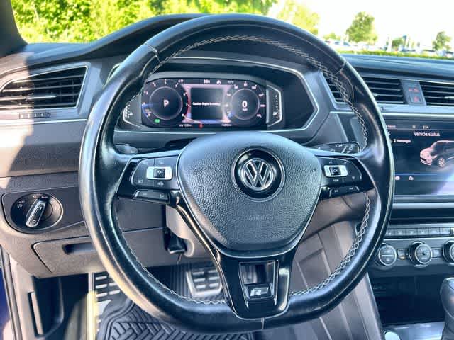 Thumbnail: 2021 Volkswagen Tiguan - 17