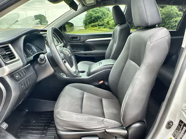 Thumbnail: 2018 Toyota Highlander - 11