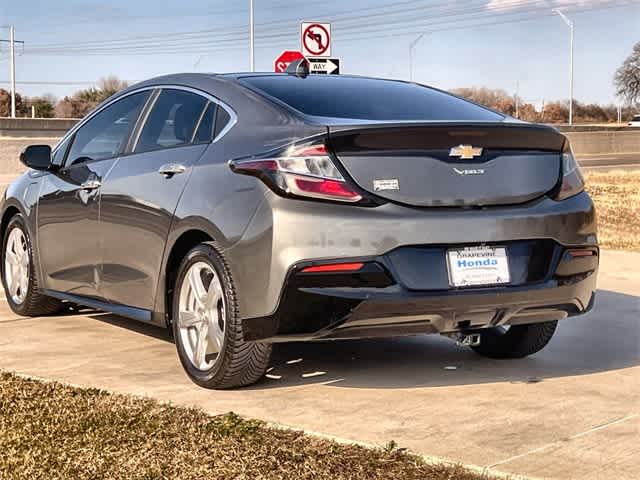 Thumbnail: 2017 Chevrolet Volt - 5