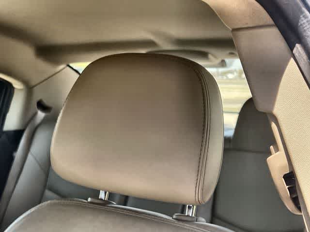 Thumbnail: 2012 Chrysler 200 - 25