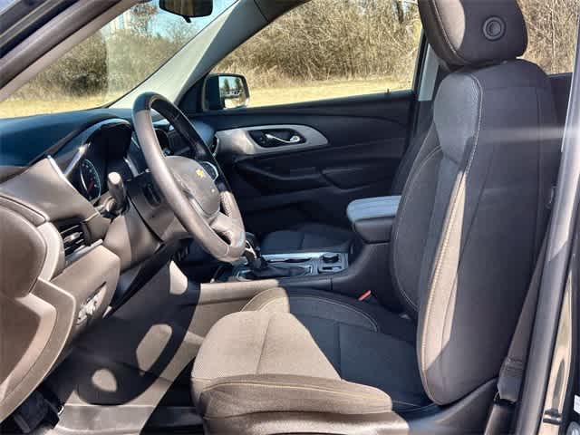 Thumbnail: 2021 Chevrolet Traverse - 11