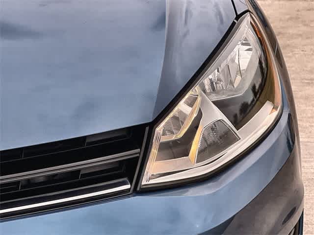 Thumbnail: 2015 Volkswagen Golf - 24