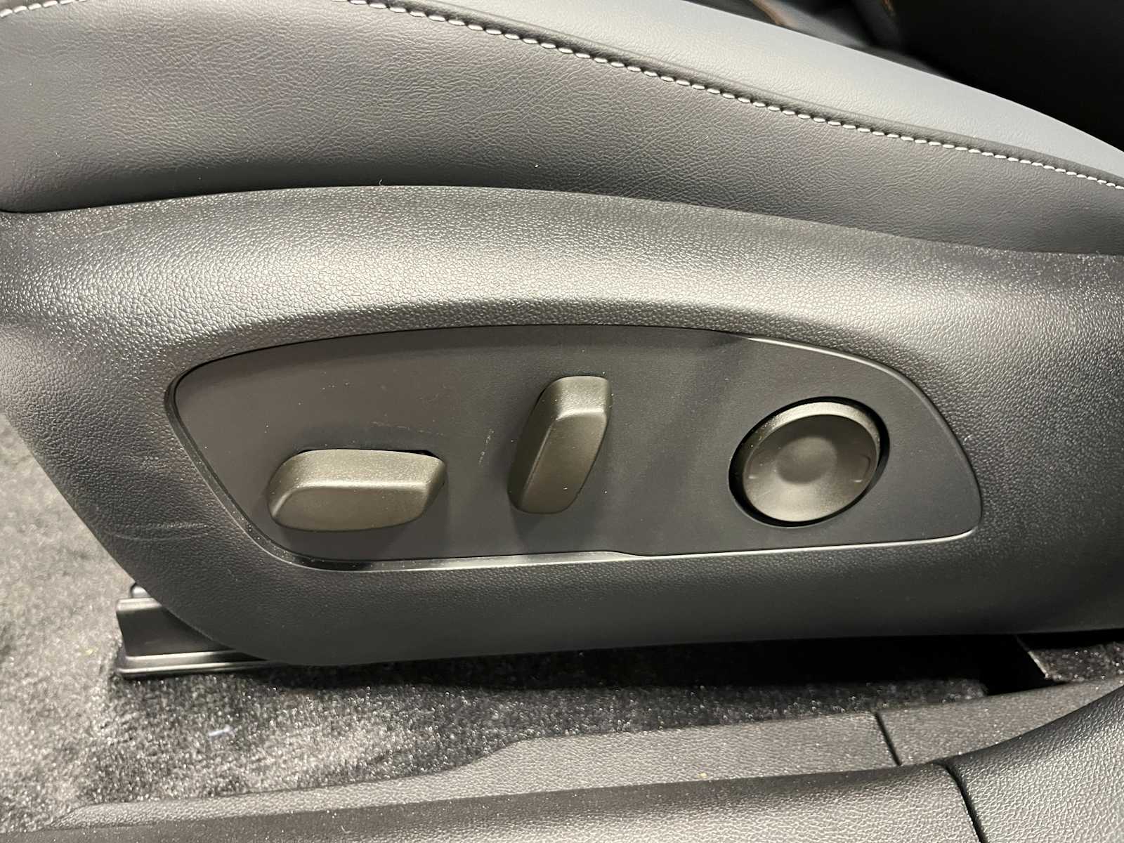 Thumbnail: 2025 Honda Prologue - 27