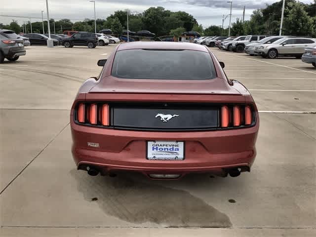 2016 Ford Mustang  6