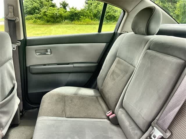 Thumbnail: 2011 Nissan Sentra - 14