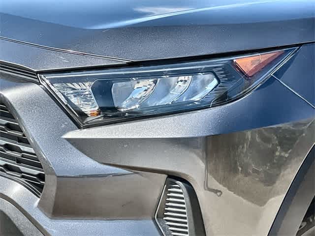 Thumbnail: 2021 Toyota RAV4 - 24