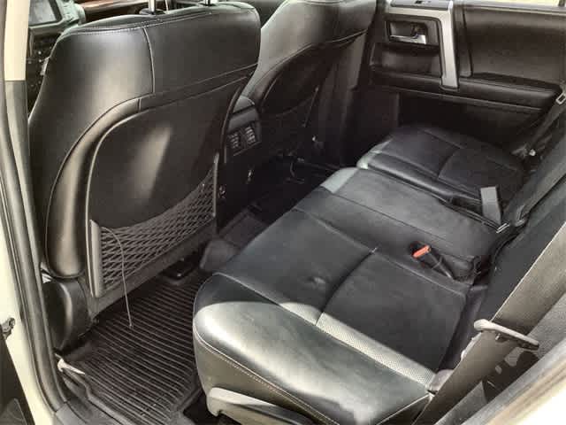 2017 Toyota 4Runner Limited 33
