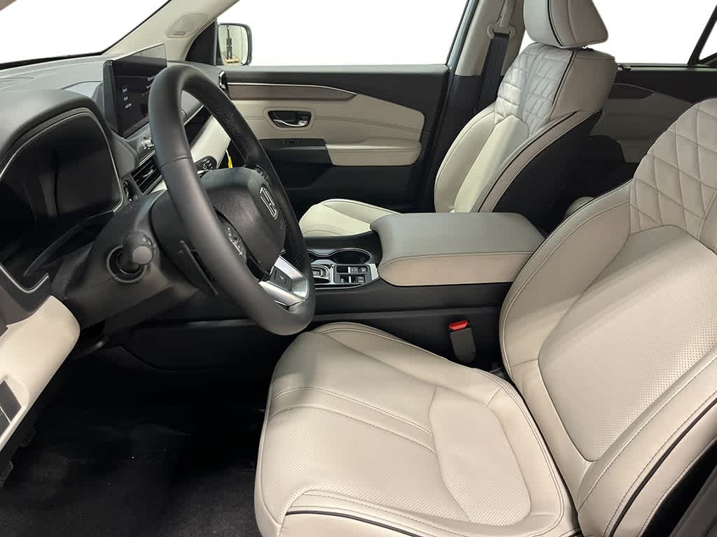 Thumbnail: 2026 Honda Pilot - 14