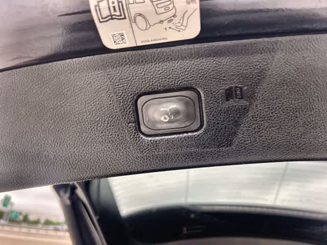 Thumbnail: 2019 Ford Edge - 33