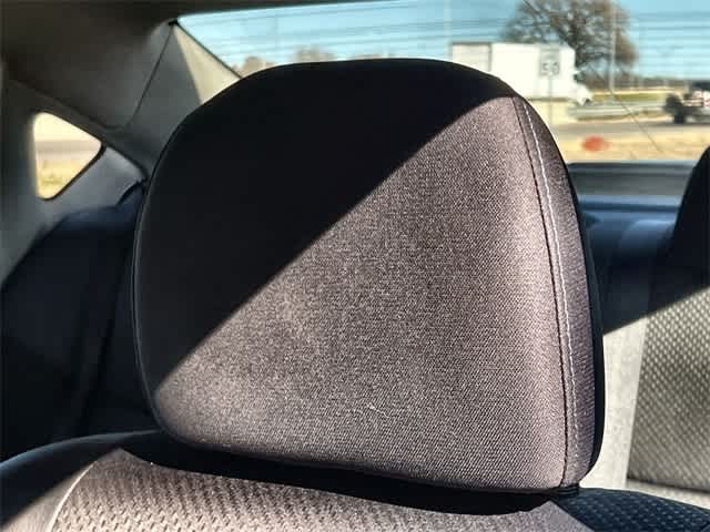 Thumbnail: 2017 Nissan Altima - 25