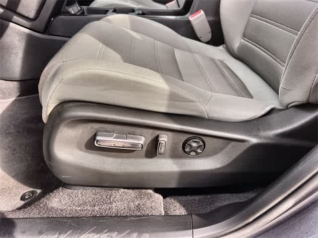 Thumbnail: 2022 Honda CR-V - 31