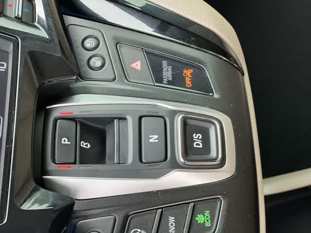 Thumbnail: 2019 Honda Odyssey - 16