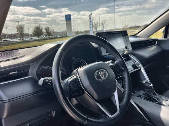 Thumbnail: 2021 Toyota Venza - 15