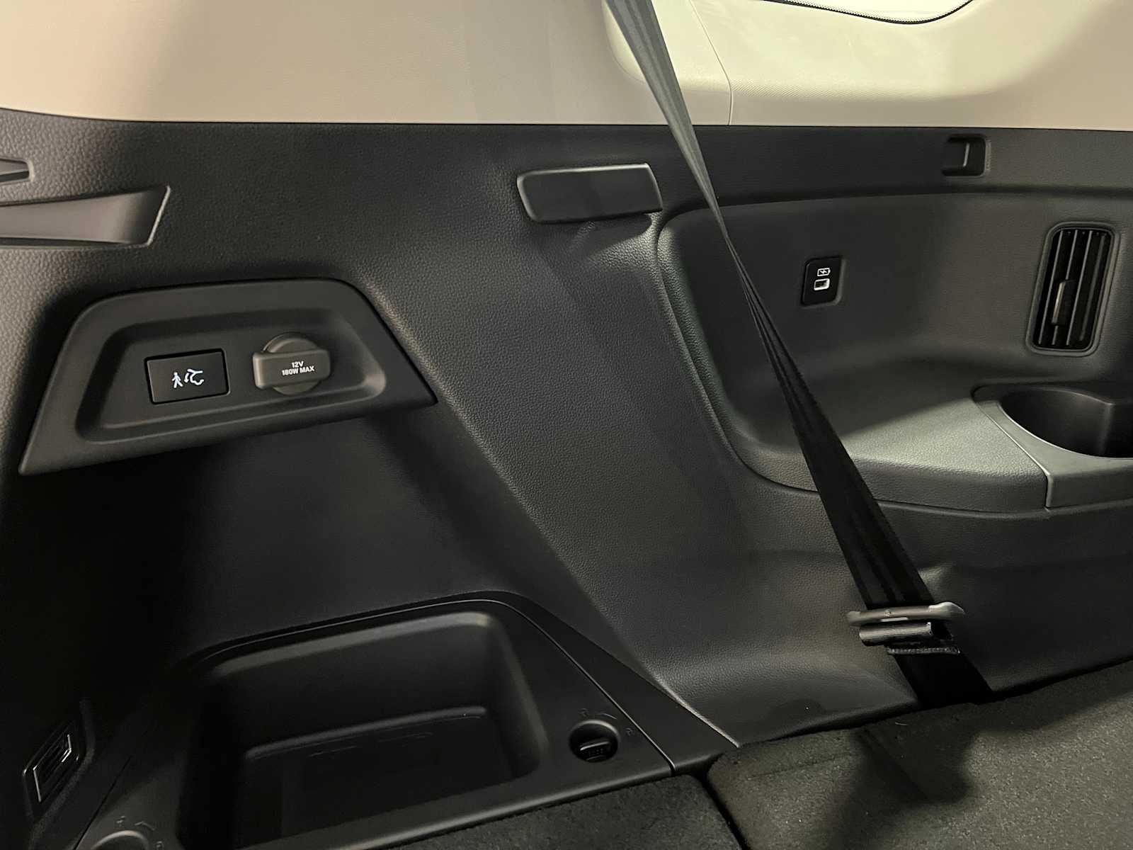 2025 Honda Pilot Elite 27