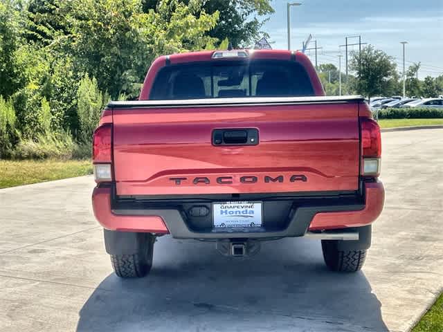 Thumbnail: 2022 Toyota Tacoma - 6