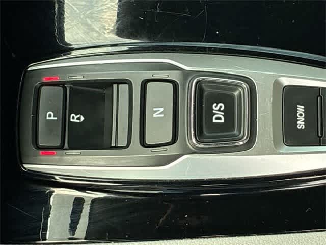 Thumbnail: 2022 Honda Pilot - 16