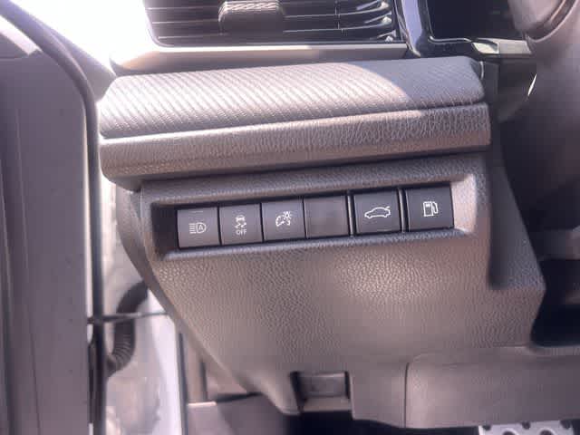 Thumbnail: 2025 Toyota Camry - 29